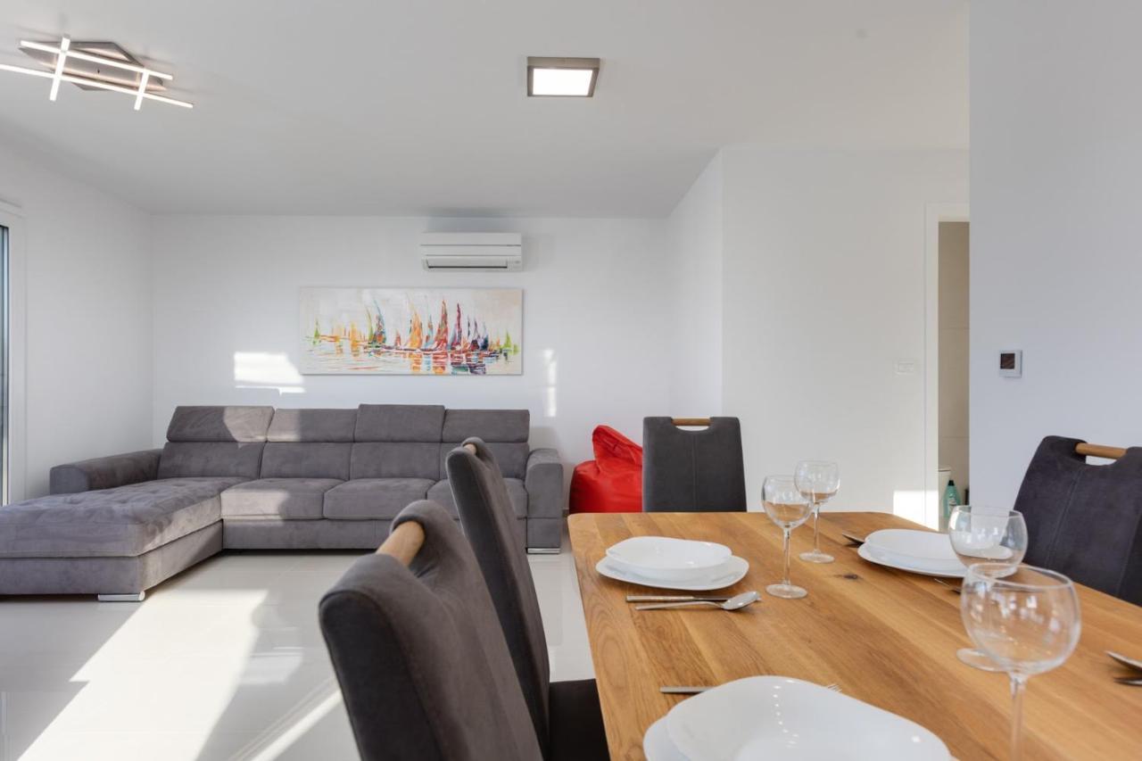 Apartma Skubic Duhljica Vantacici Exteriör bild