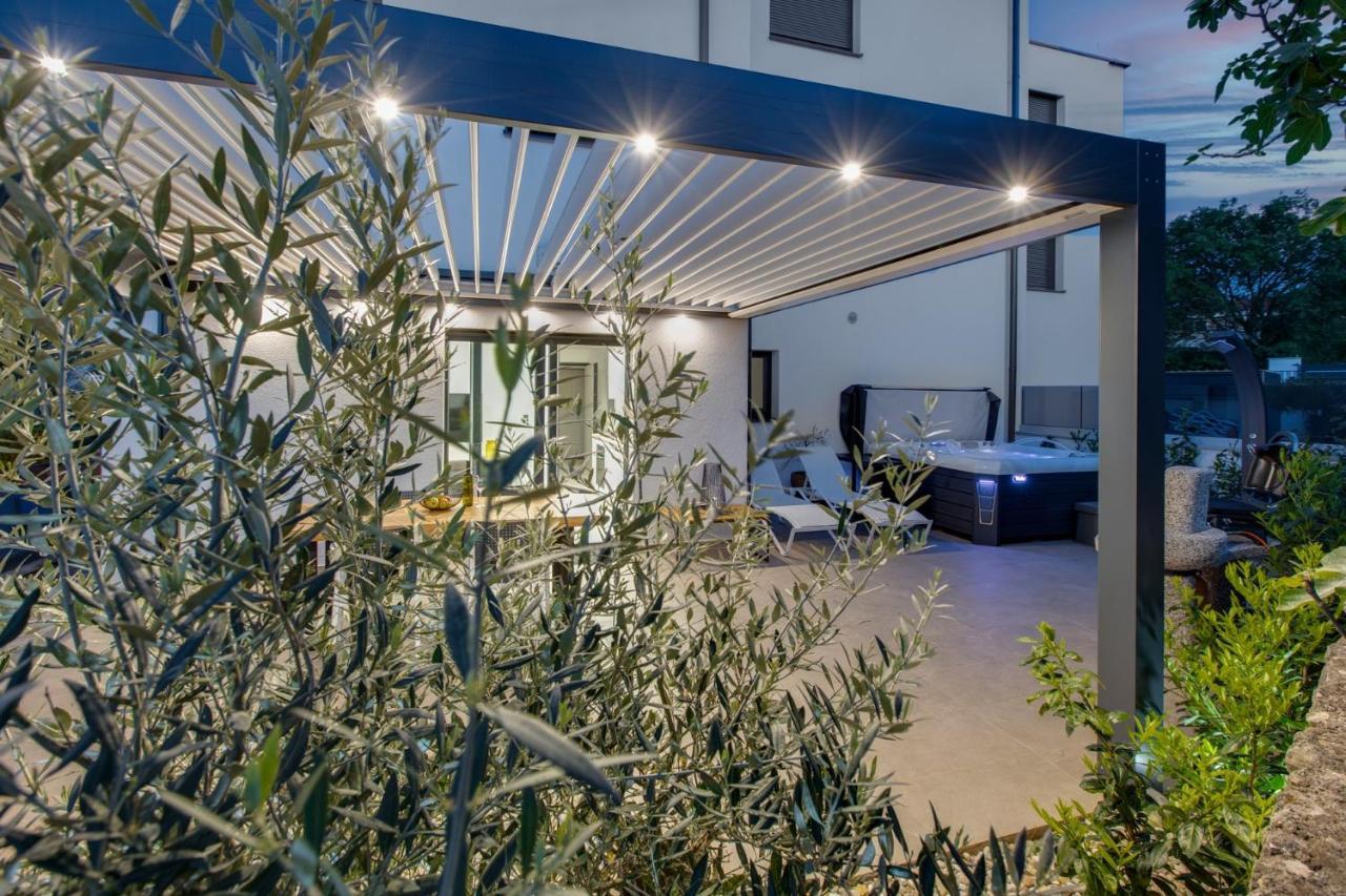 Apartma Skubic Duhljica Vantacici Exteriör bild