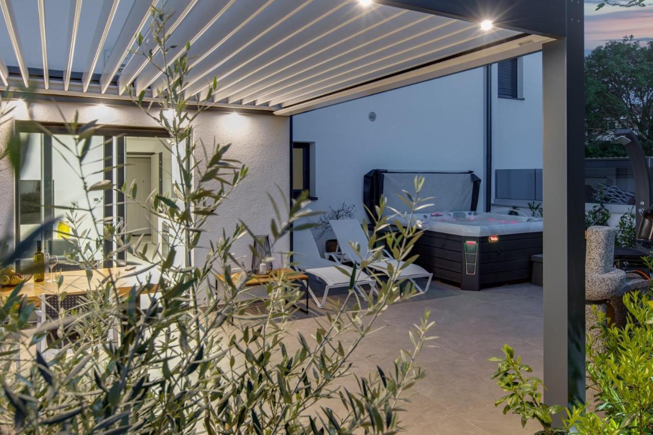 Apartma Skubic Duhljica Vantacici Exteriör bild